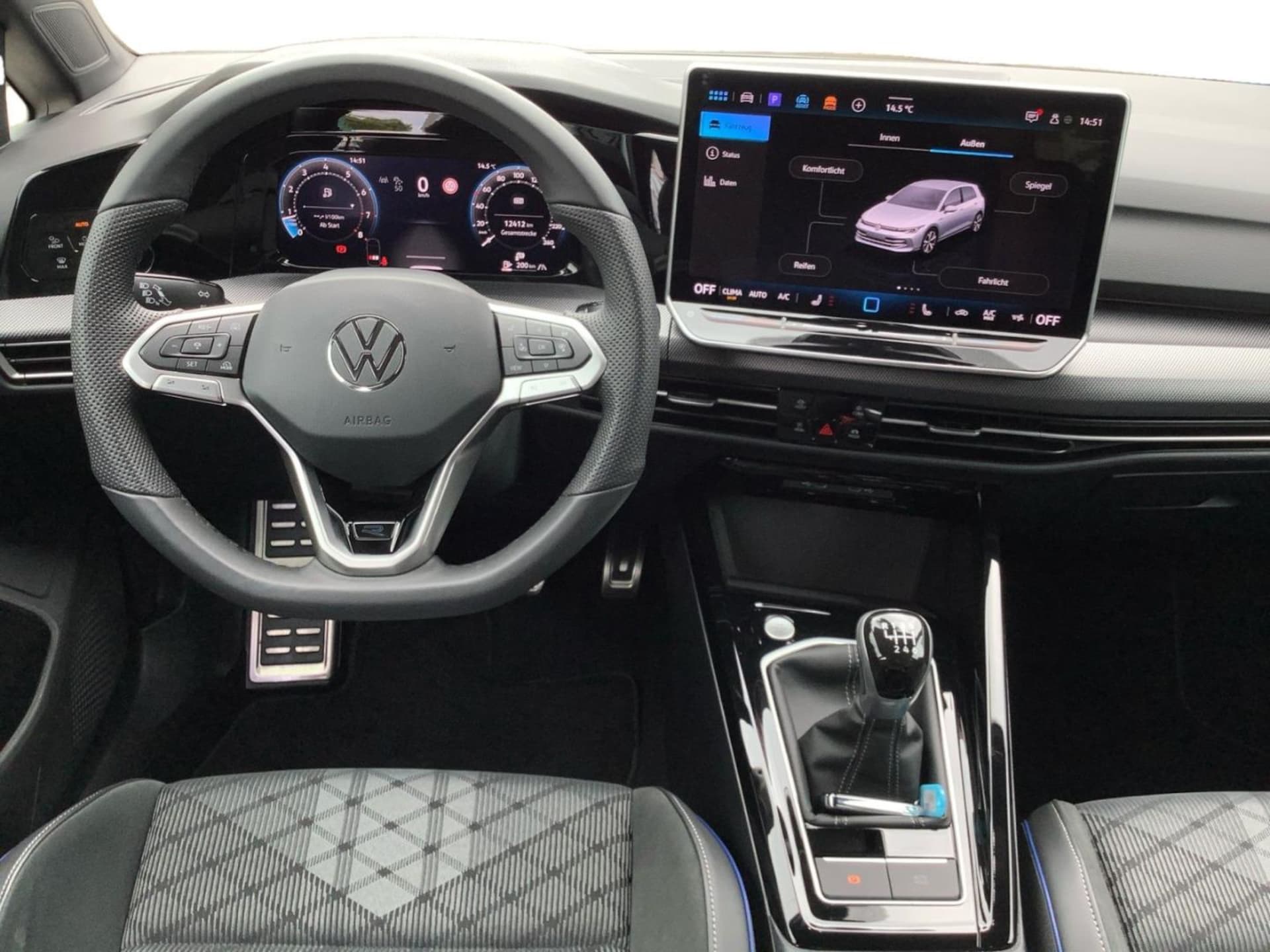 Volkswagen Golf R-Line