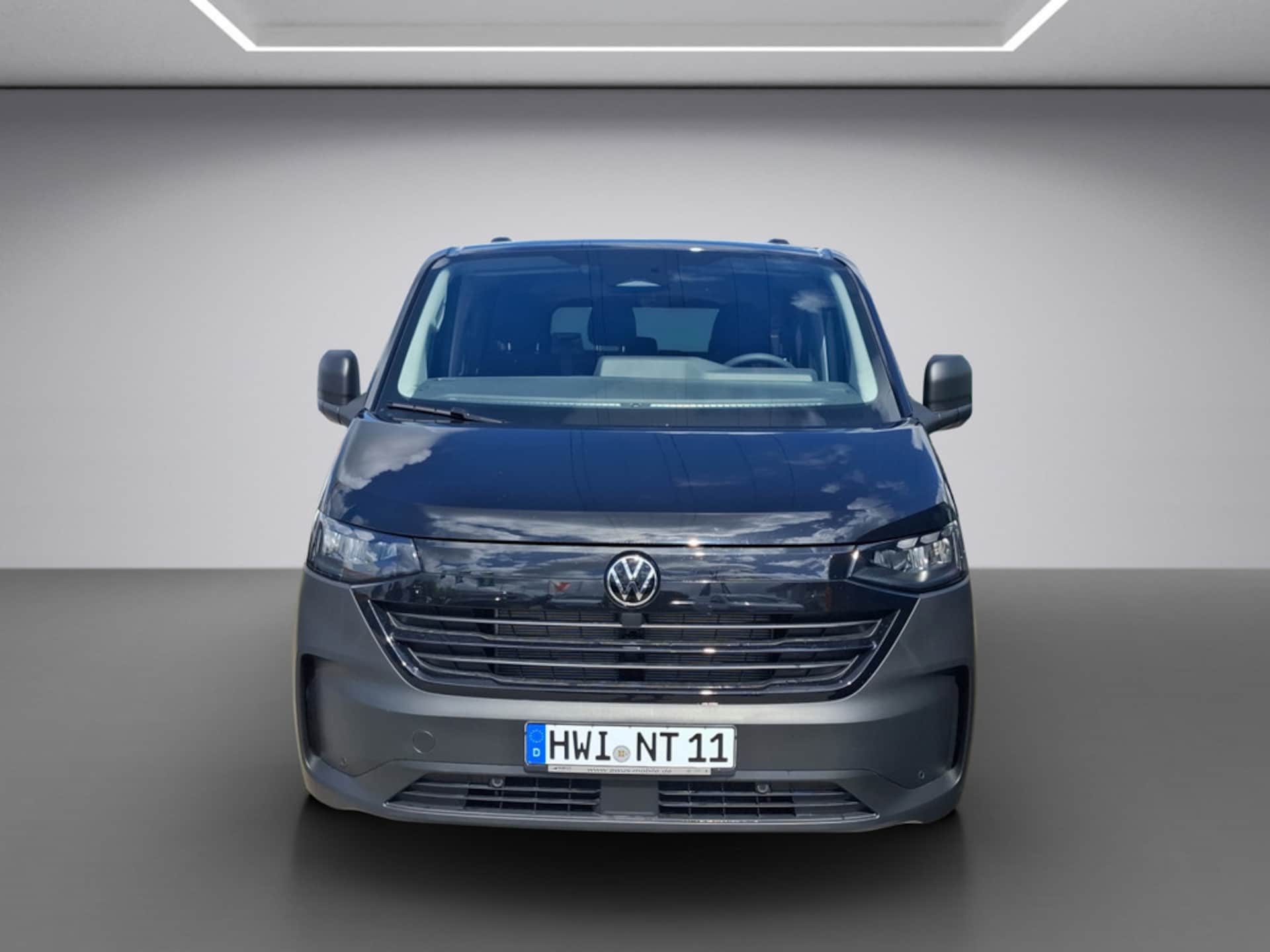 Volkswagen Transporter Kombi langer Radstand