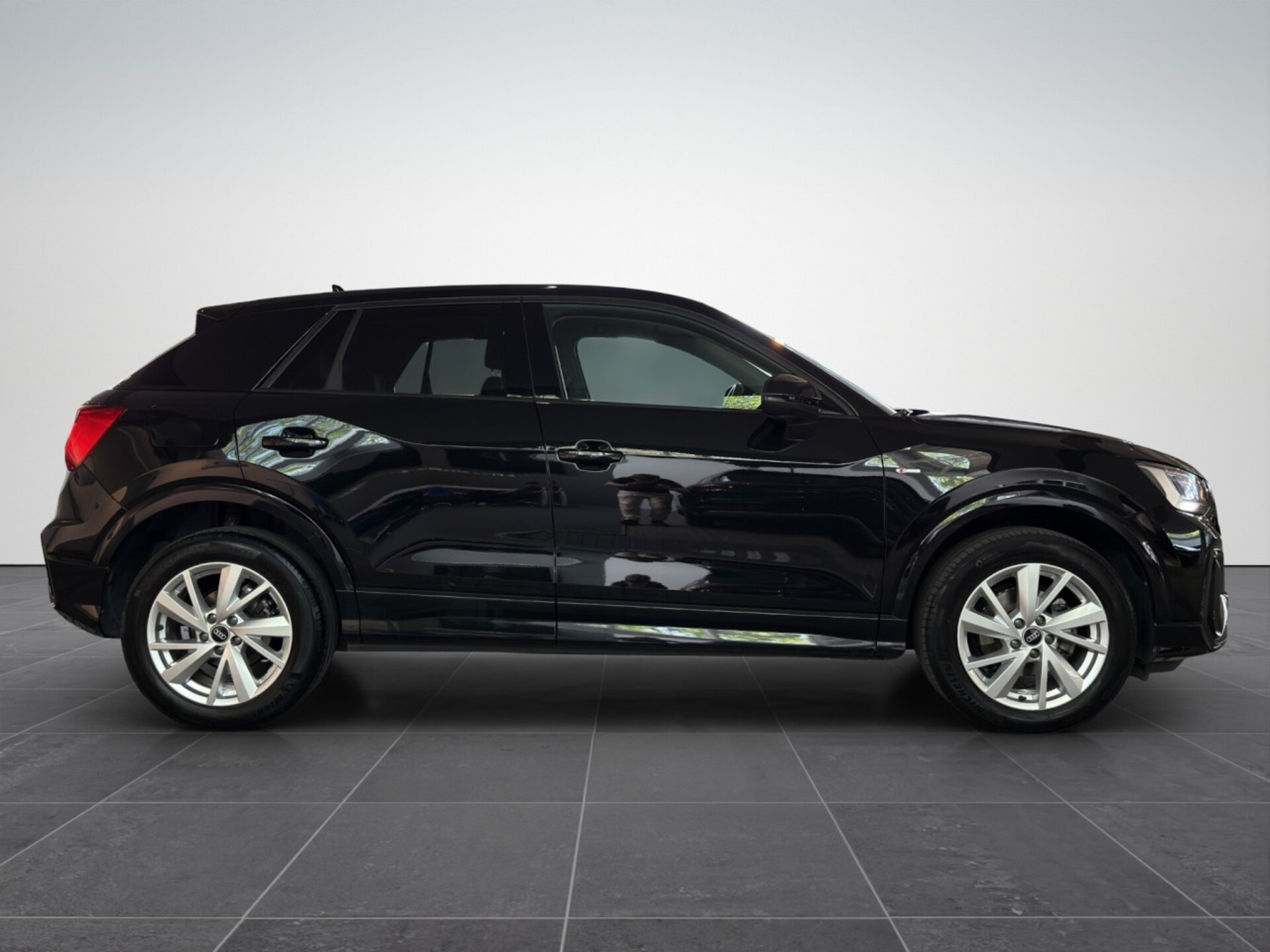 Audi Q2 S line