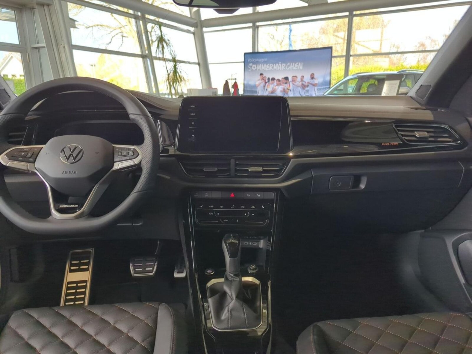 Volkswagen T-Roc Cabriolet – Bild 10