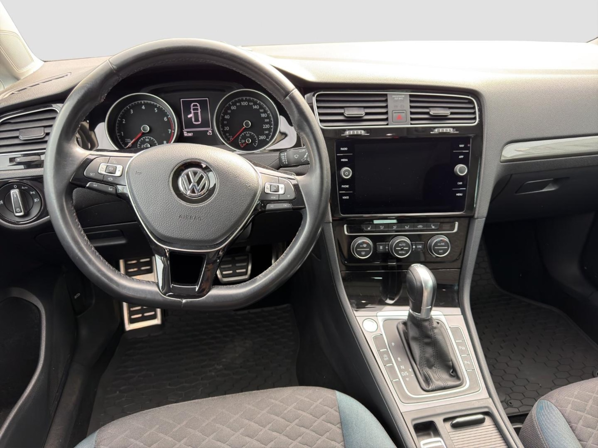 Volkswagen Golf Variant IQ.DRIVE