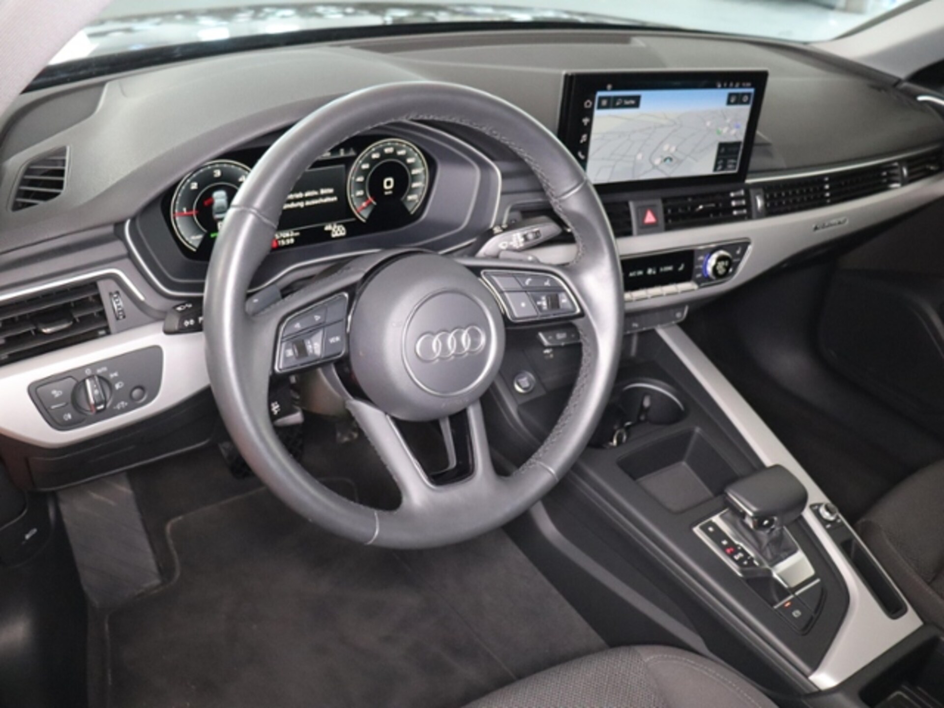 Audi A4 Limousine