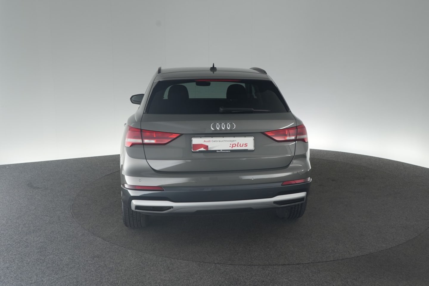 Bild über Audi Q3 TFSI 110 kW S tronic - für weitere Informationen kontaktieren Sie den Audi Partner