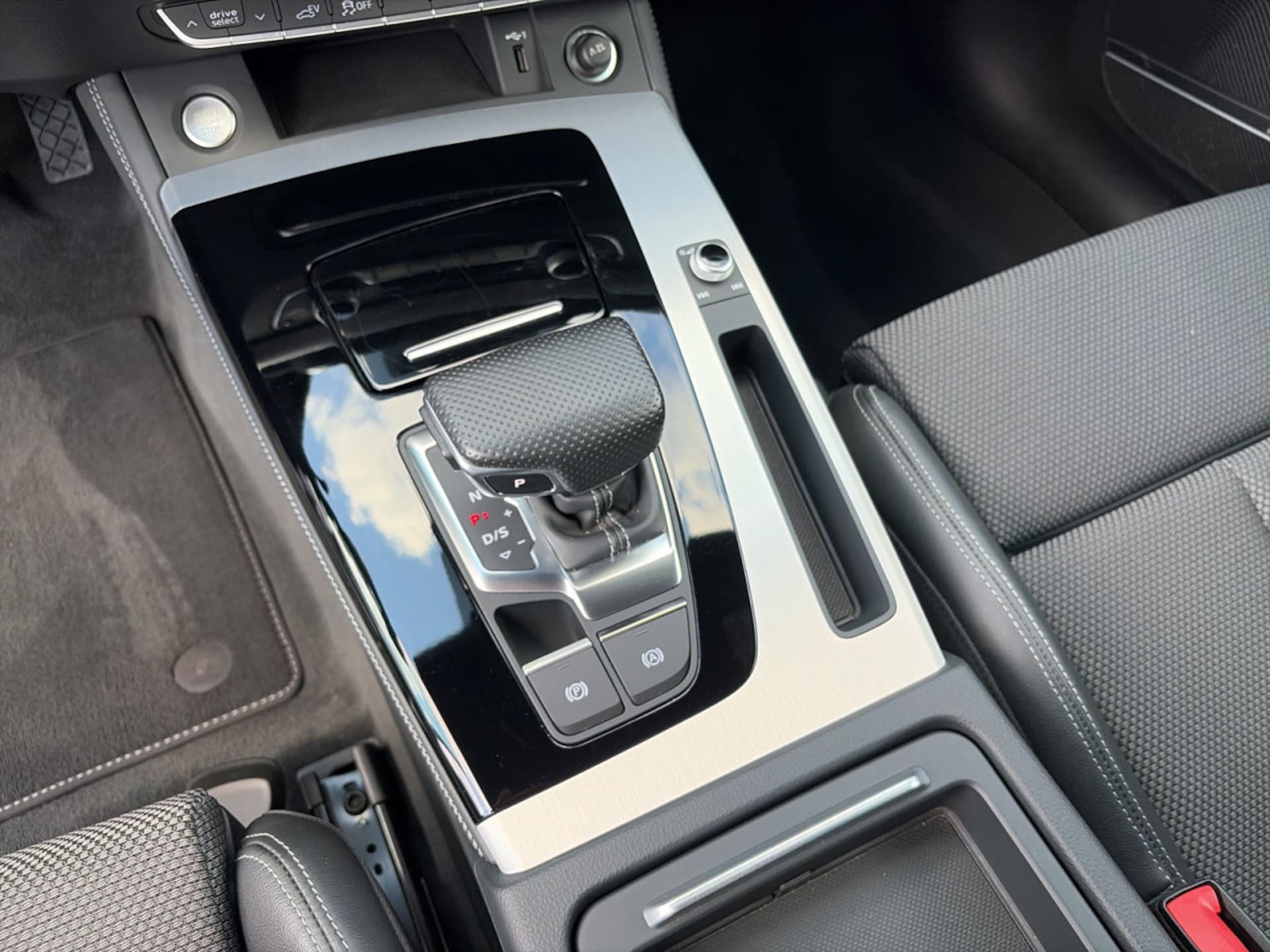 Audi Q5 TFSI e advanced
