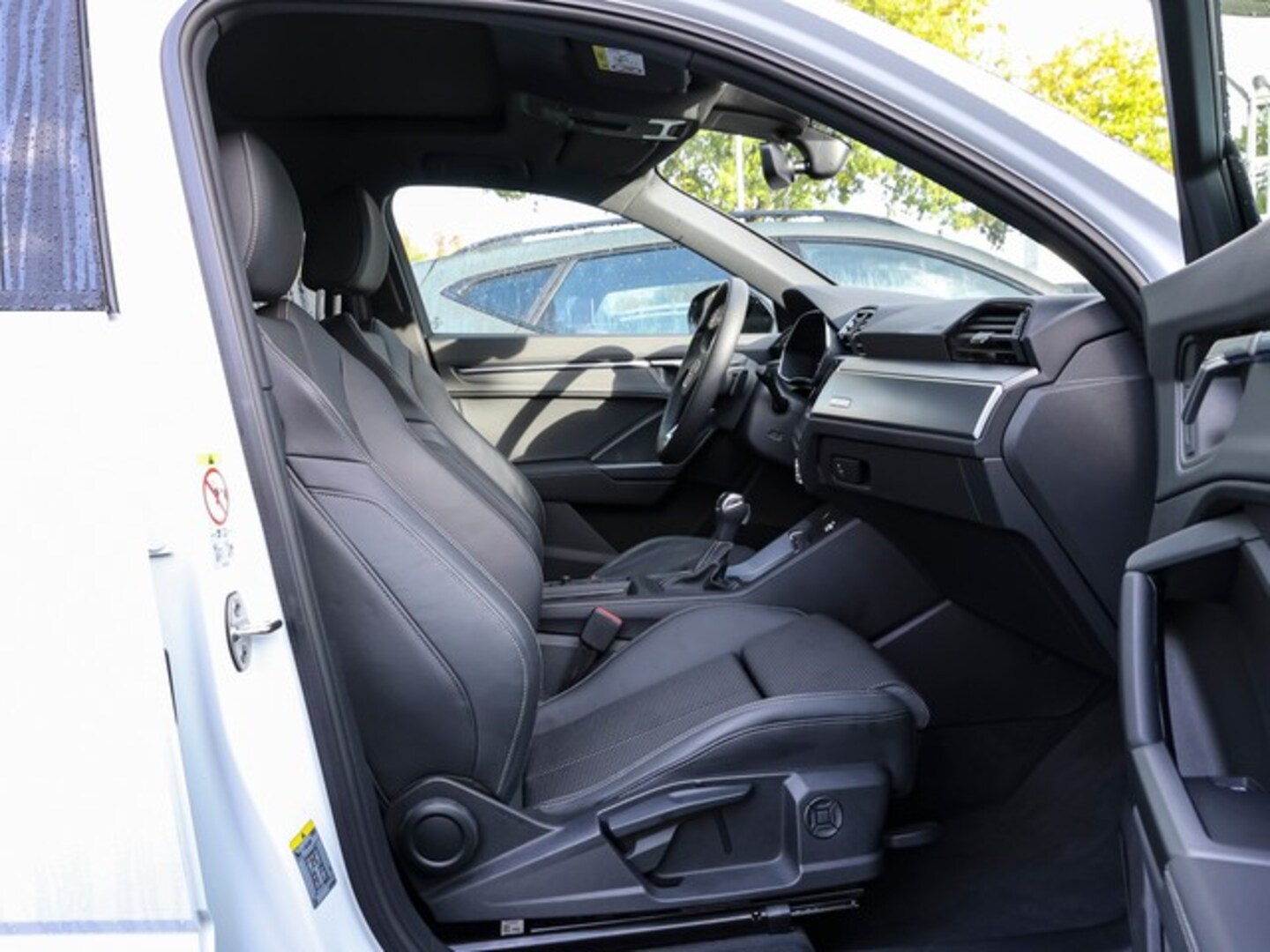Bild über Audi Q3 Sportback S line 35 TFSI S tronic - für weitere Informationen kontaktieren Sie den Audi Partner