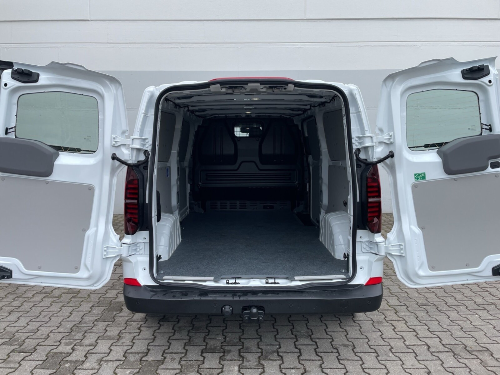 Volkswagen Transporter Kasten langer Radstand – Bild 13