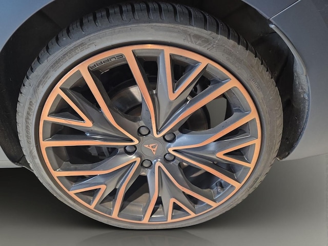 Bild des Autos 15