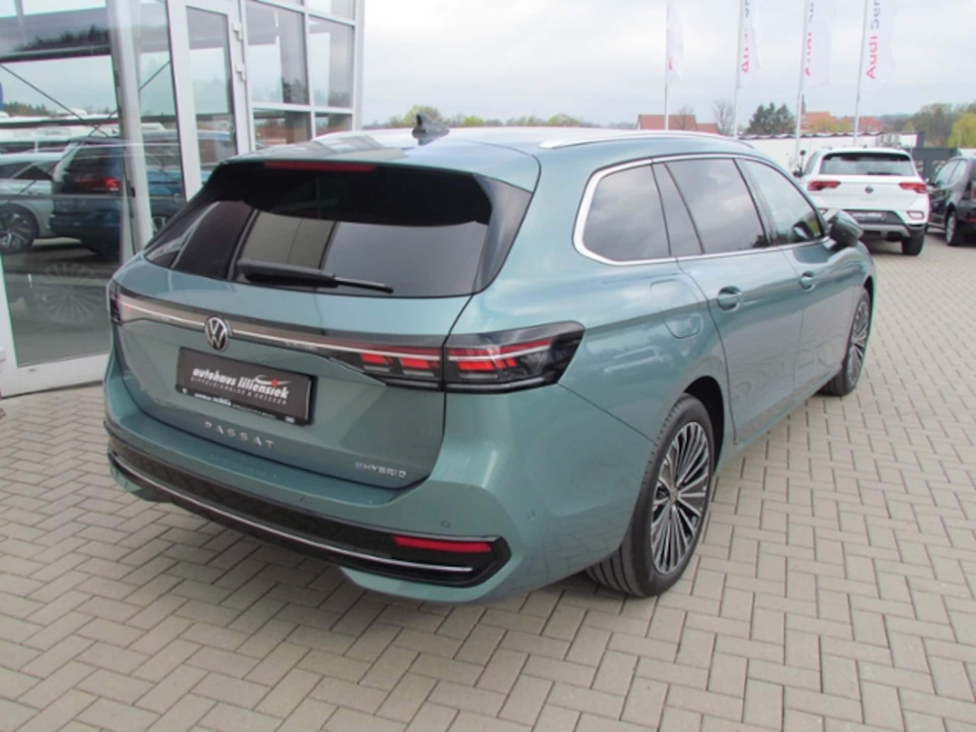 Volkswagen Passat Elegance