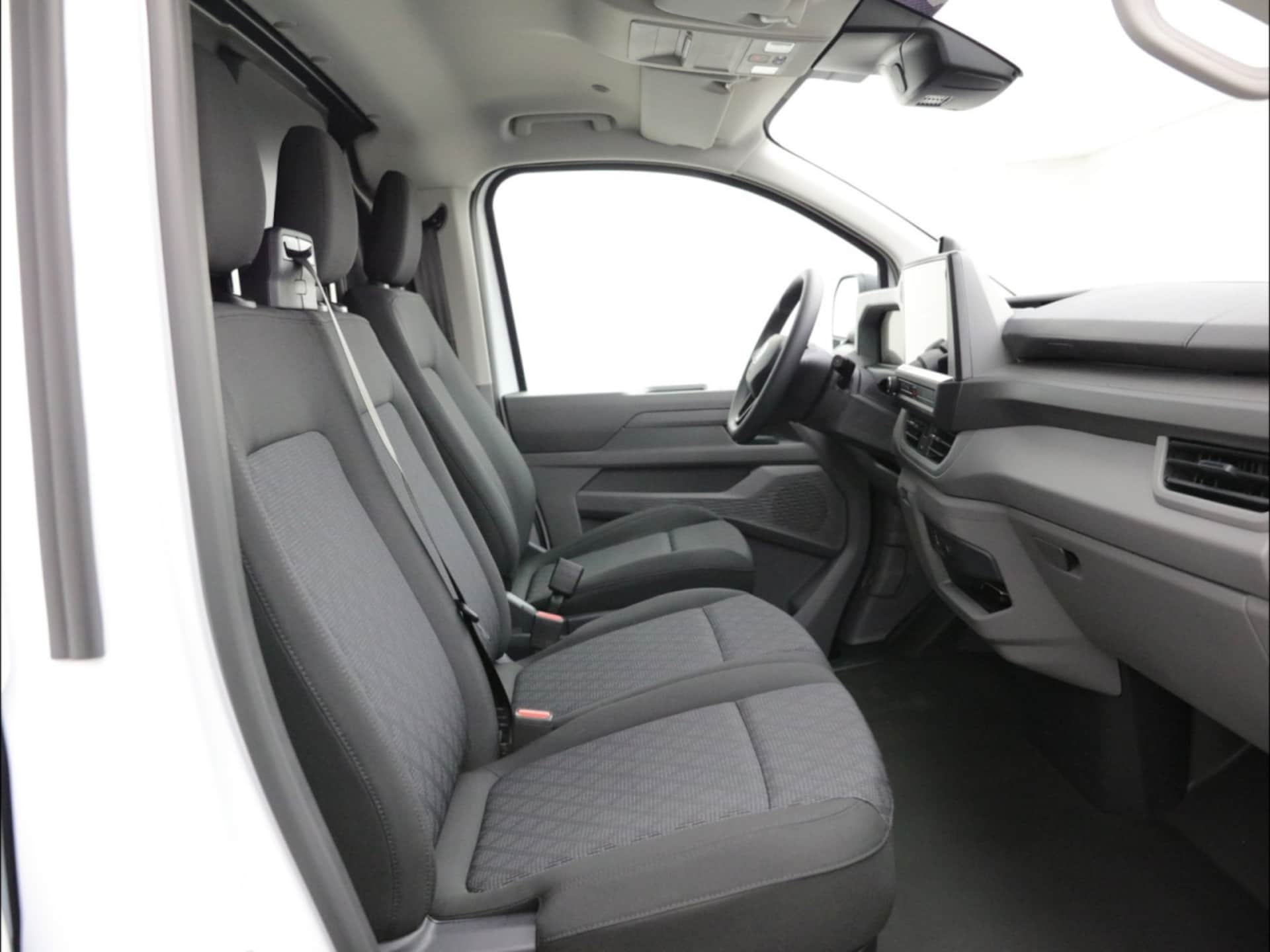 Volkswagen Transporter Kasten langer Radstand