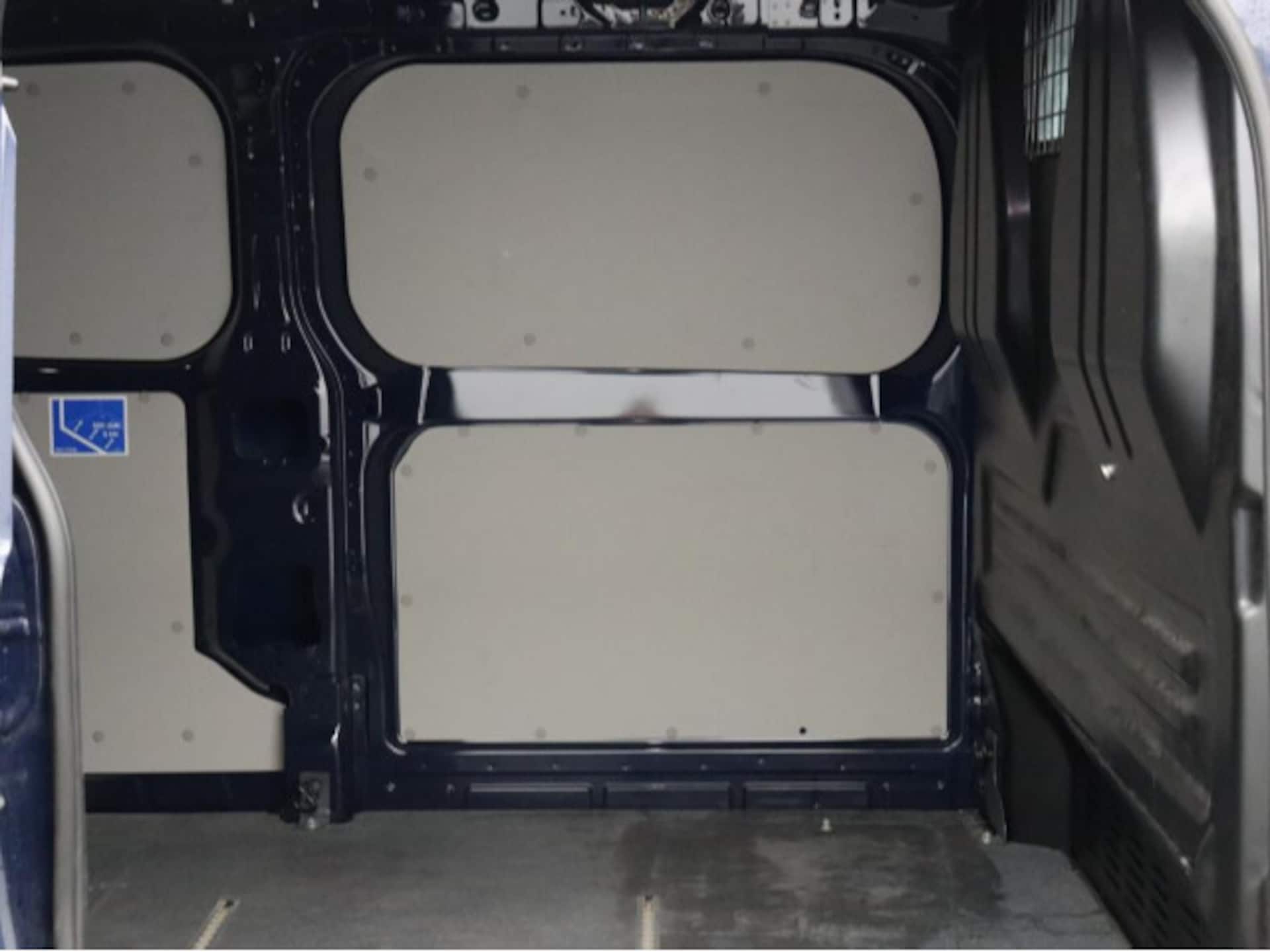 Volkswagen Transporter Kasten langer Radstand