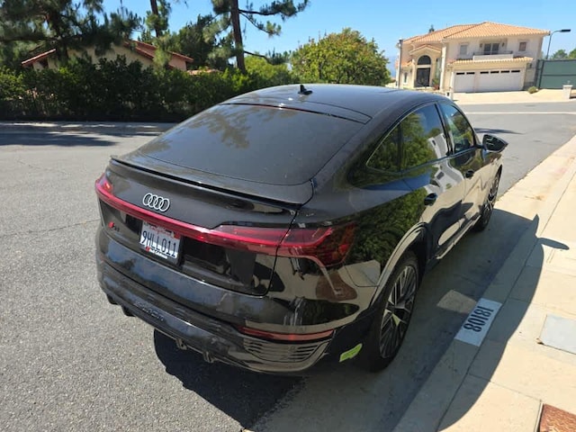 2024 Audi Q8 Sportback e-tron