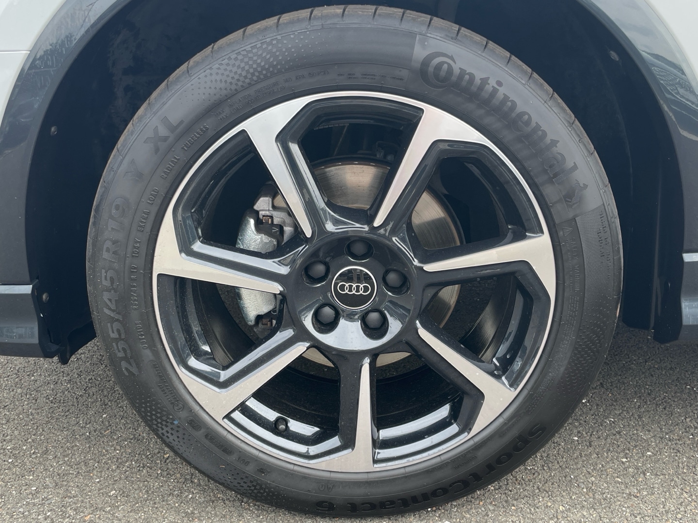 Bild über Audi Q3 Sportback TFSI 110 kW S tronic - für weitere Informationen kontaktieren Sie den Audi Partner