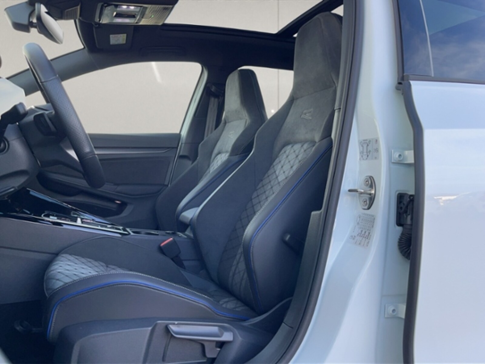 Volkswagen Golf Variant – Bild 11