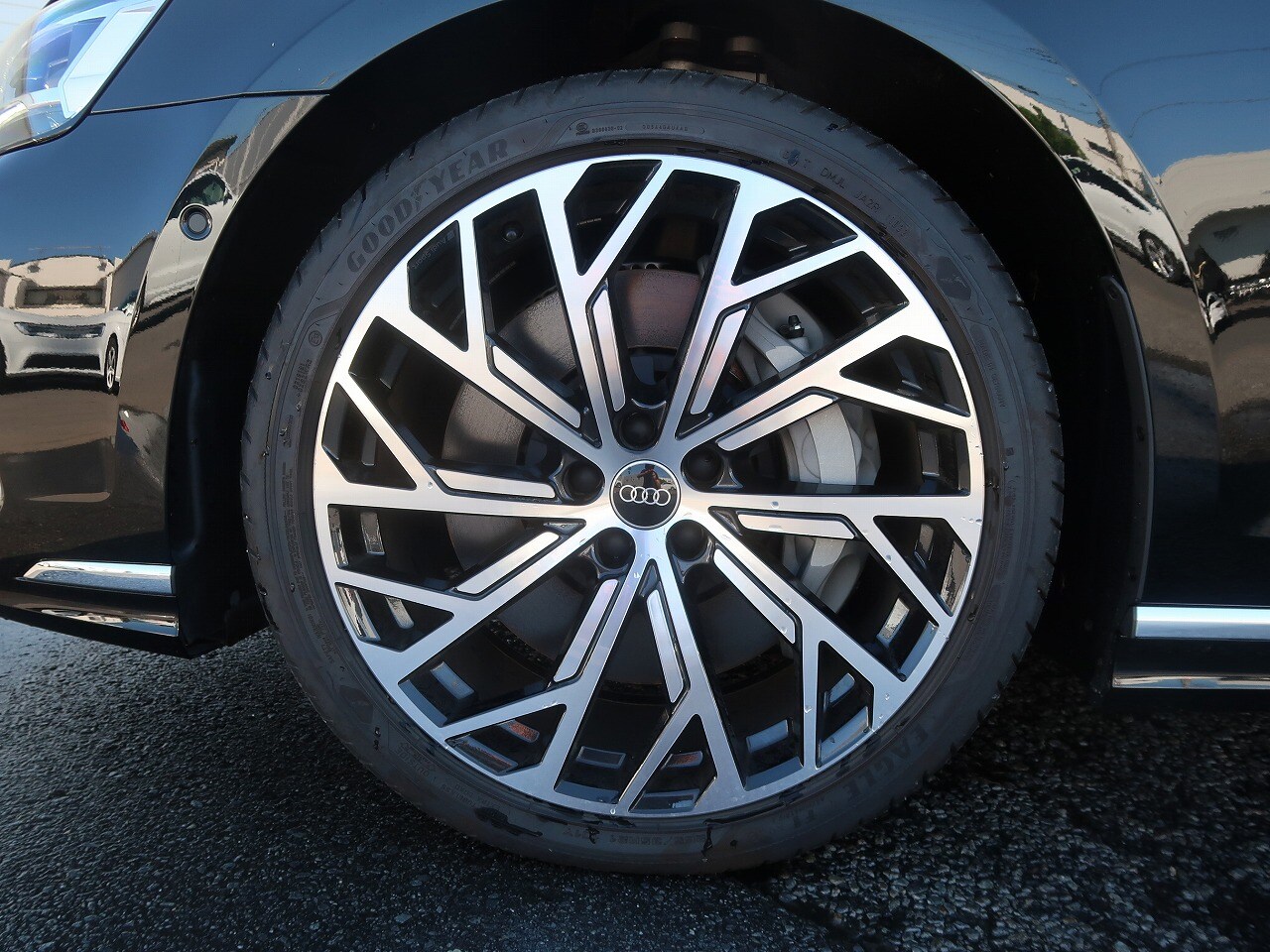 Image about Audi A8 60 TFSI quattro 338(460) kW(PS) tiptronic