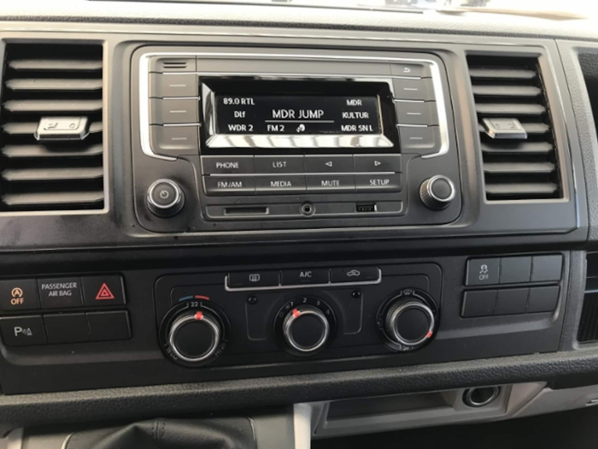 Volkswagen T6 Transporter Kasten kurzer Radstand