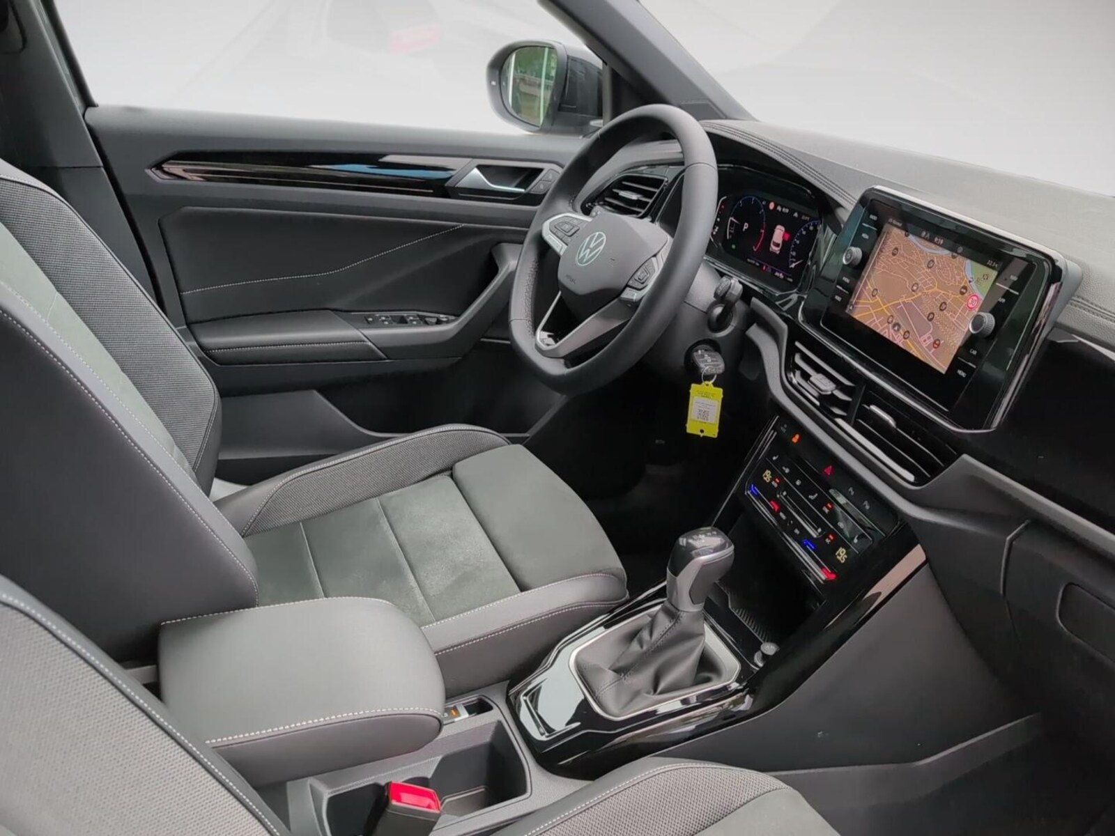 Volkswagen T-Roc – Bild 9