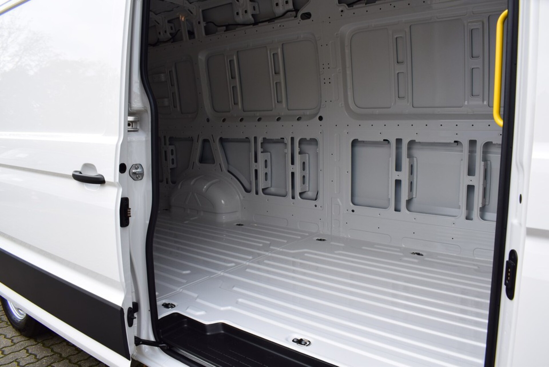 Volkswagen Crafter Kasten langer Radstand