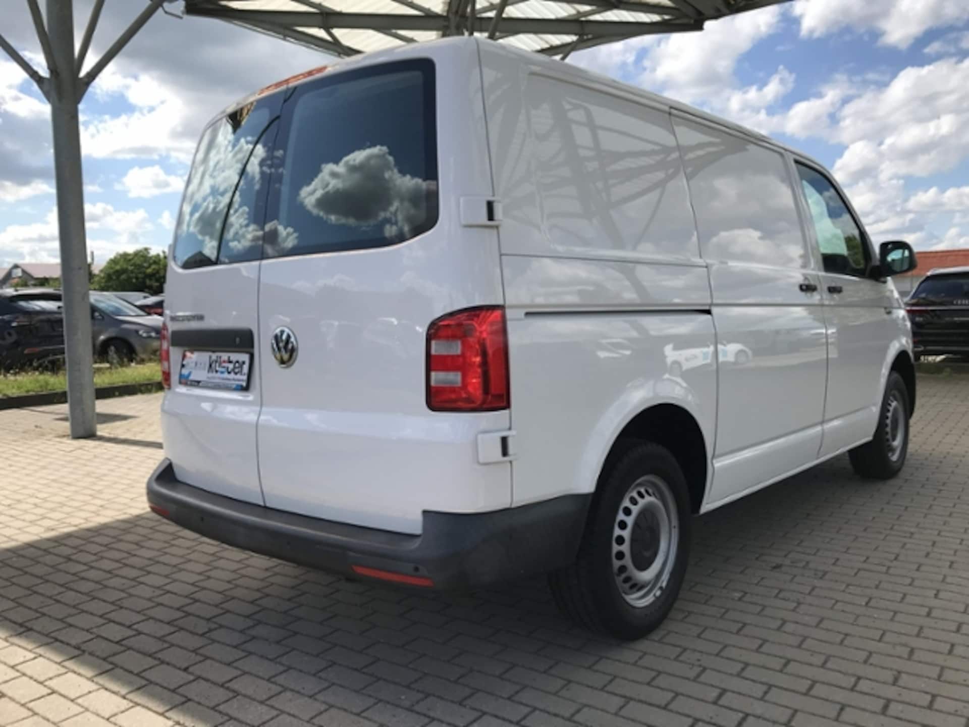 Volkswagen T6 Transporter Kasten kurzer Radstand
