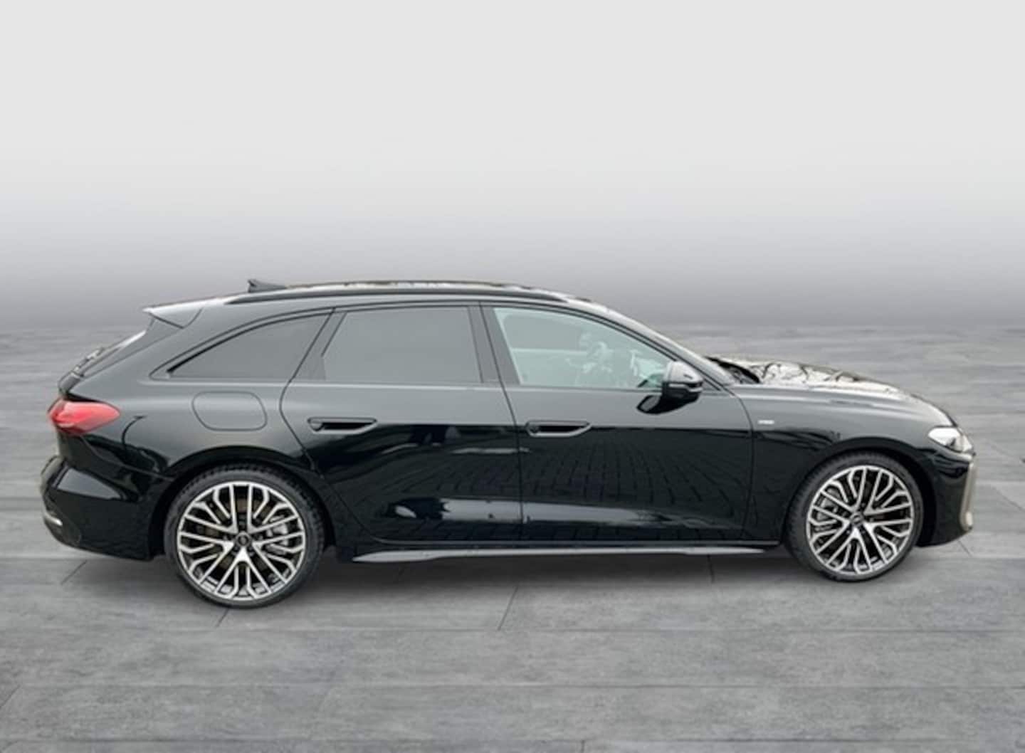 Bild über Audi A5 Avant e-hybrid e-hybrid quattro 270 kW S tronic - für weitere Informationen kontaktieren Sie den Audi Partner