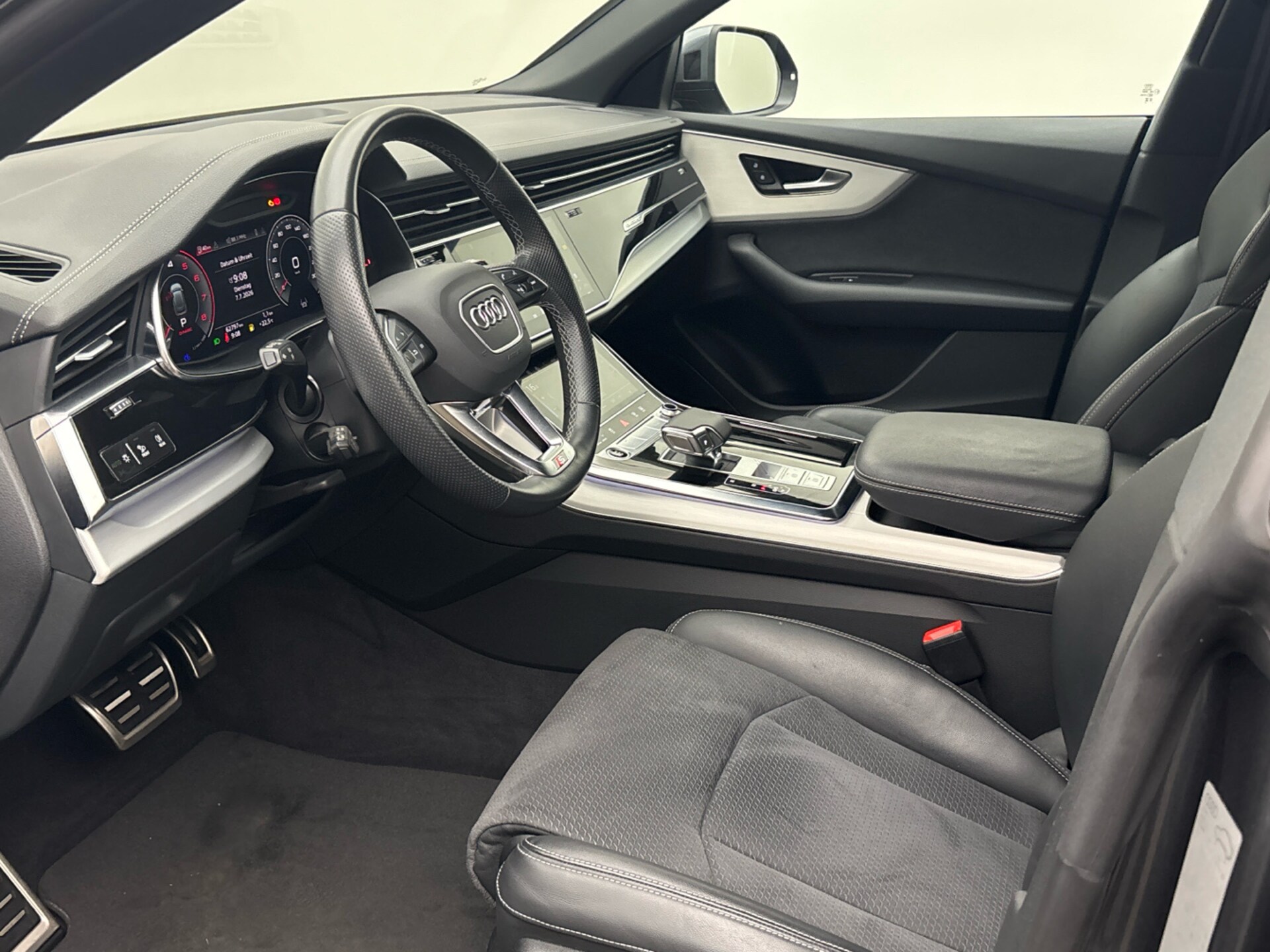 Audi Q8 SUV