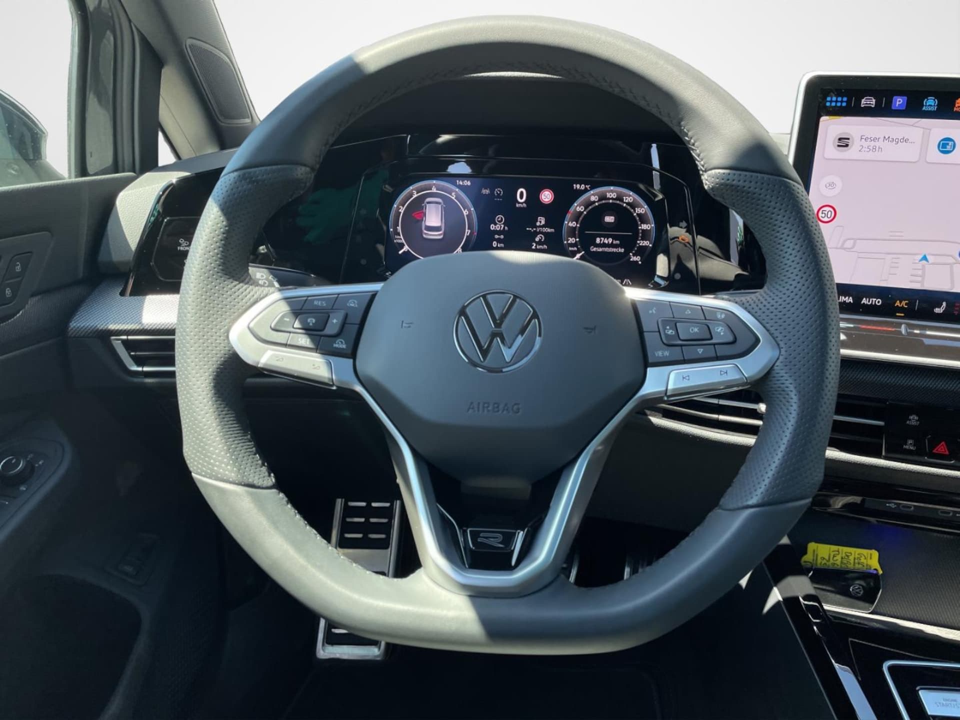 Volkswagen Golf Variant R-Line