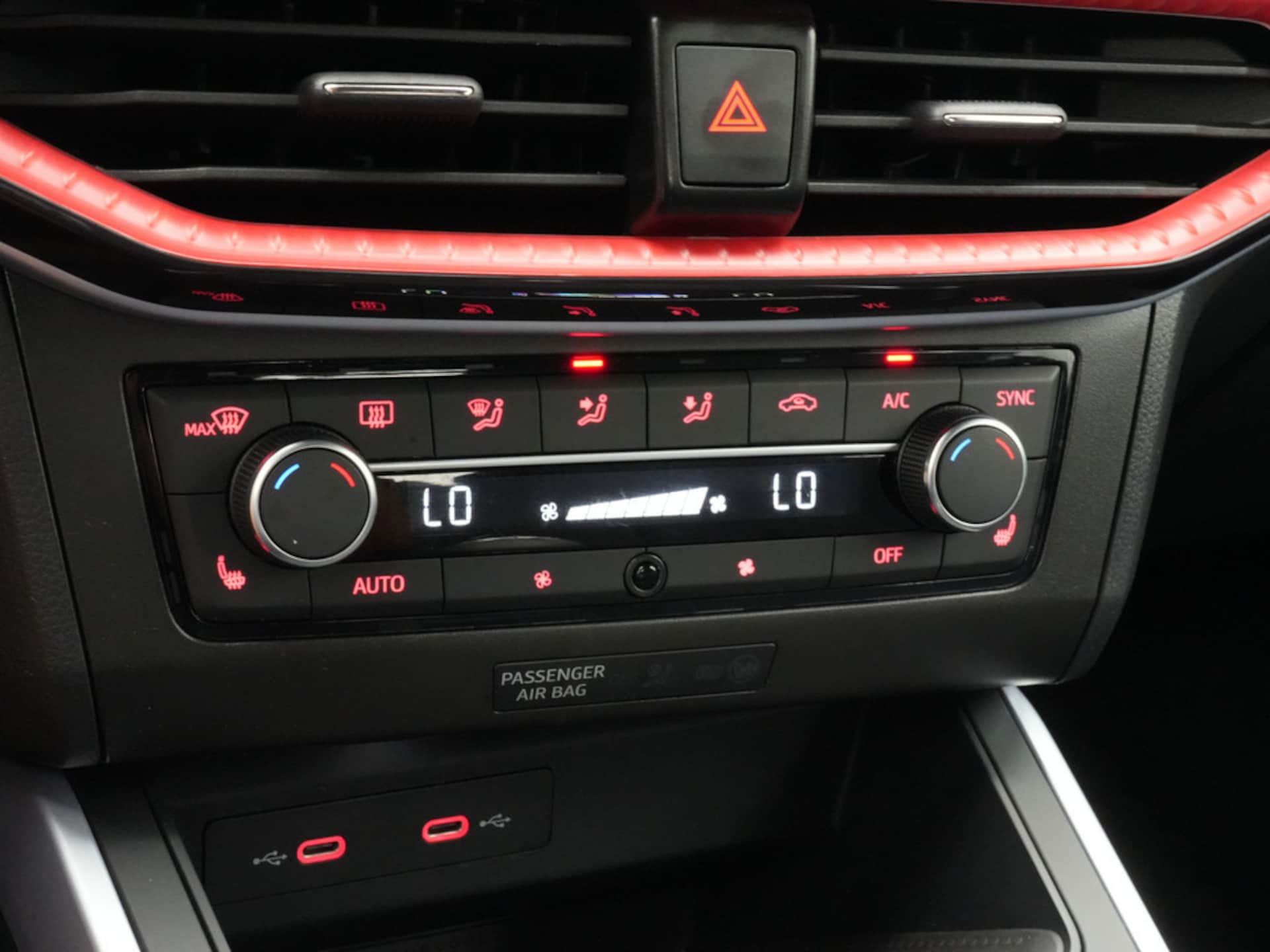 SEAT Arona FR