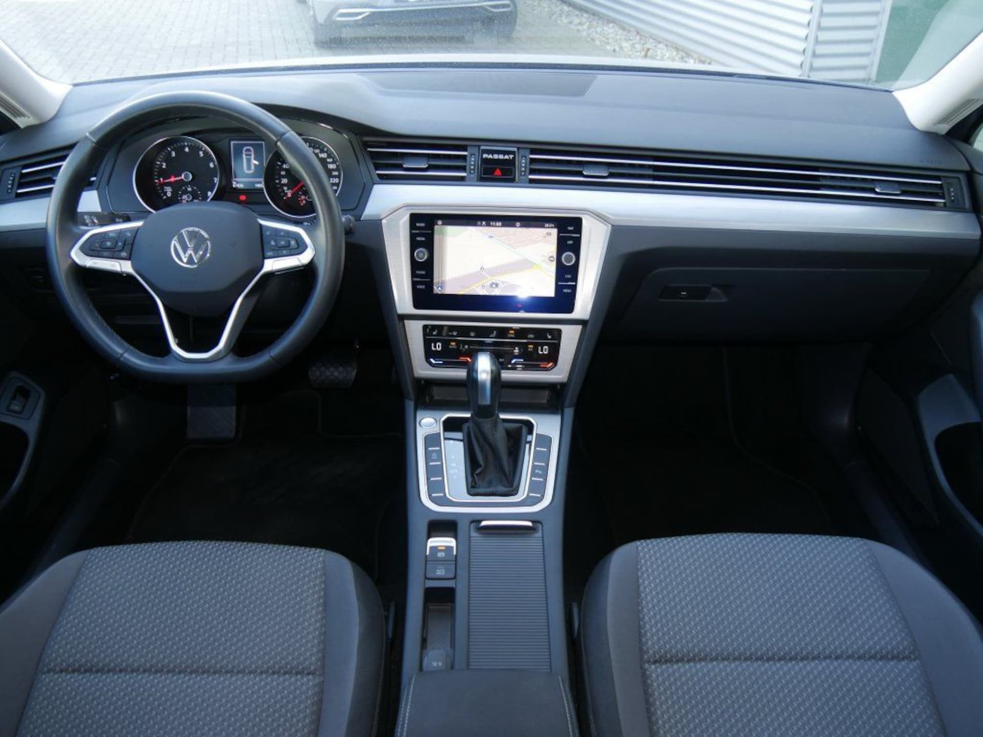 Volkswagen Passat Variant Basis-Modell
