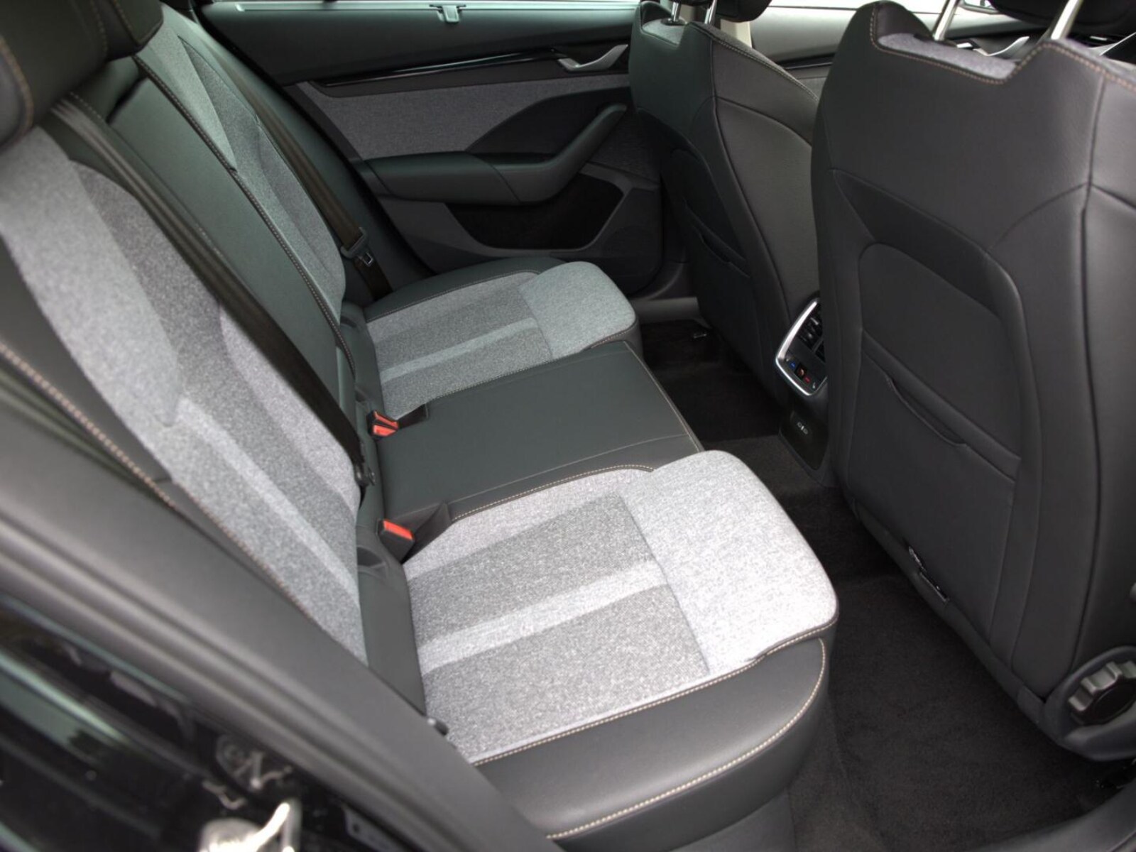 Škoda Octavia Combi – Bild 21