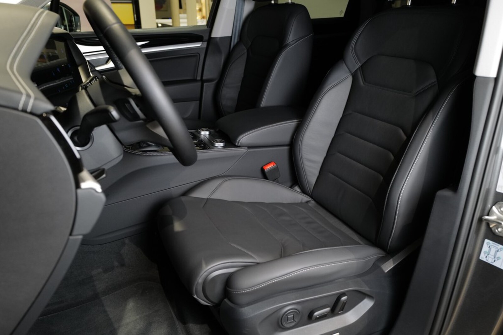 Volkswagen Touareg – Bild 11