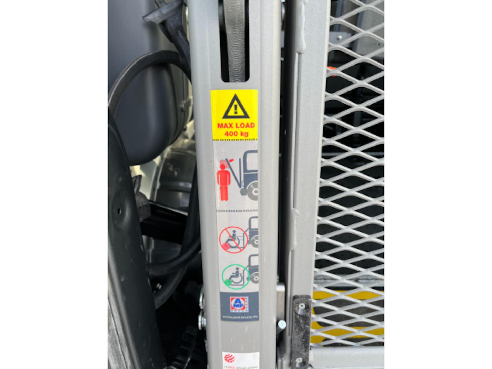 Volkswagen T6 Transporter Kombi langer Radstand
