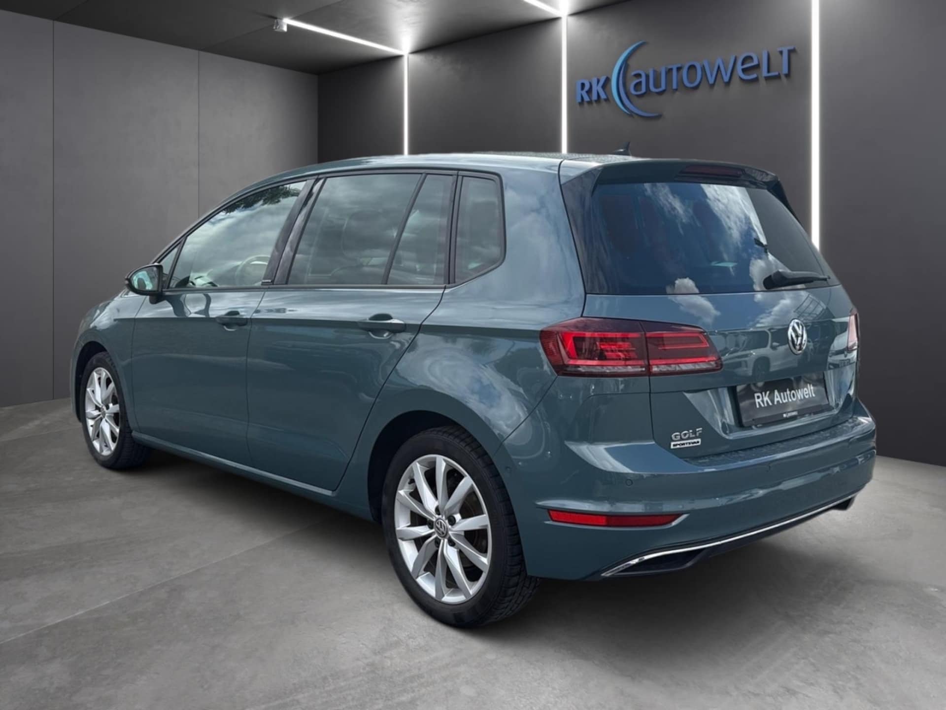 Volkswagen Golf Sportsvan IQ.DRIVE