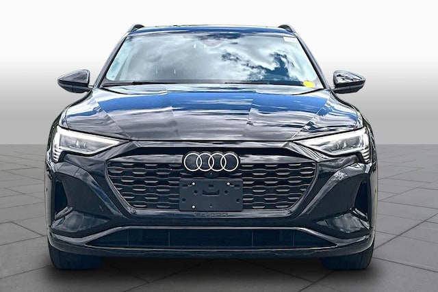 2024 Audi Q8 e-tron