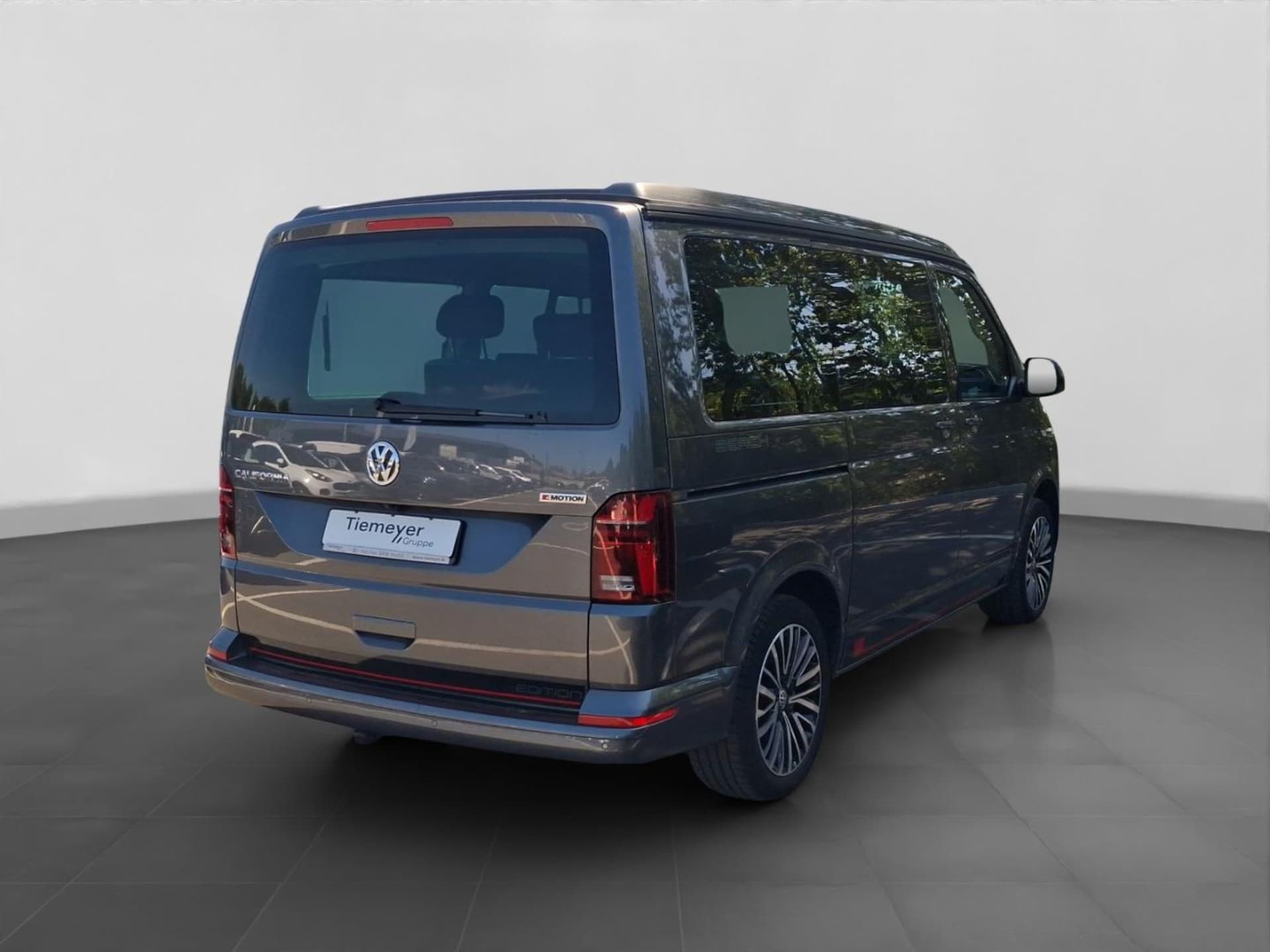 Volkswagen T6.1 California Beach
