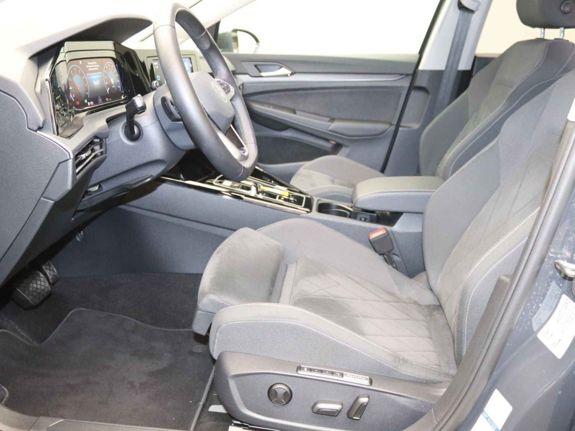 Volkswagen Golf Style