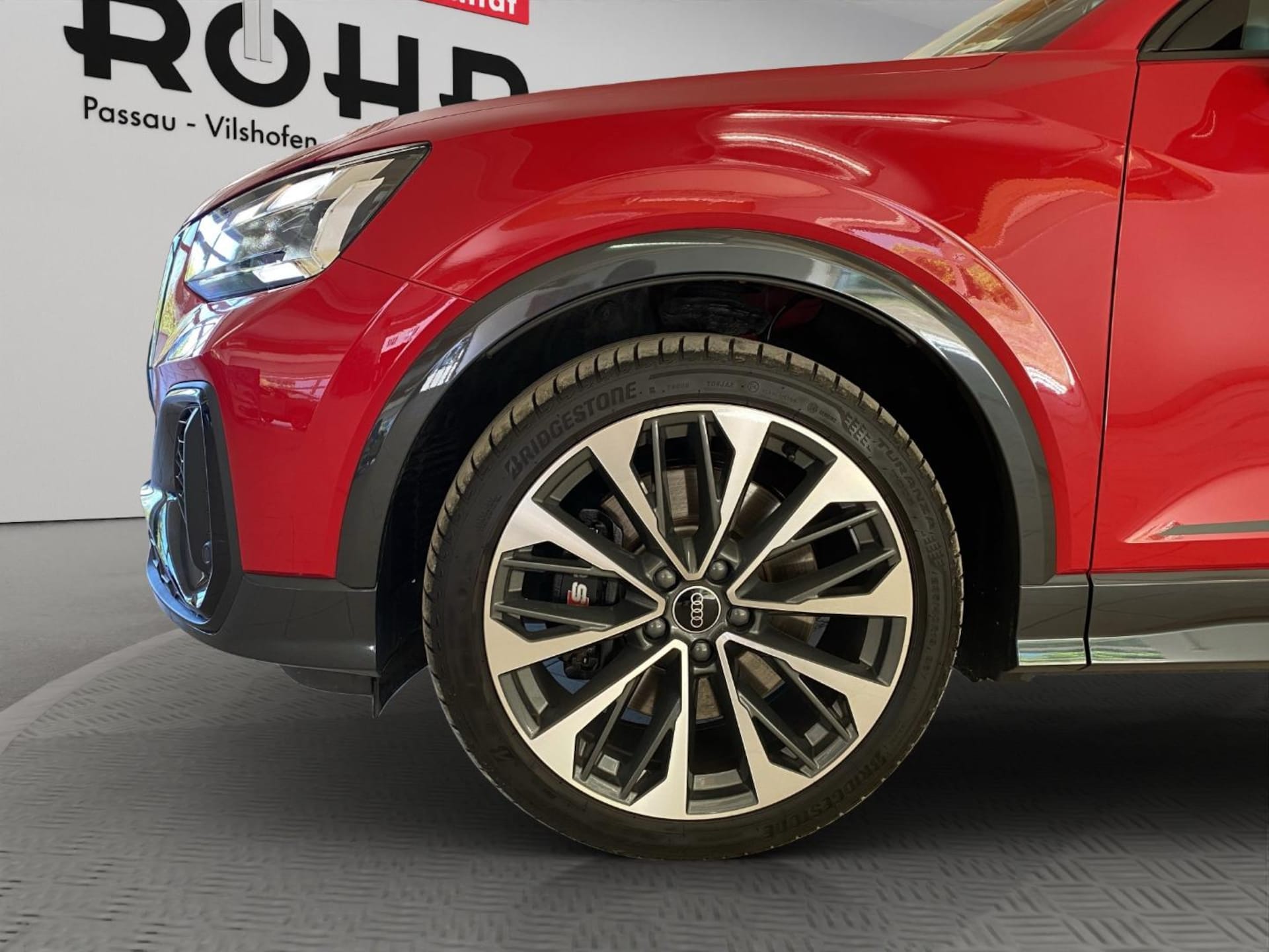 Audi SQ2