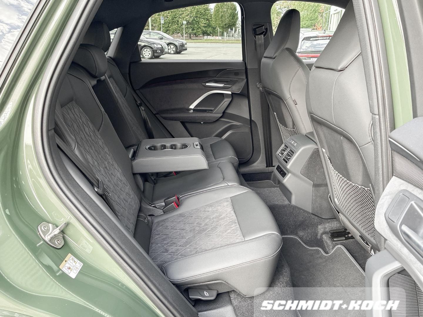 Bild über Audi Q5 Sportback e-hybrid e-hybrid quattro 220 kW S tronic - für weitere Informationen kontaktieren Sie den Audi Partner