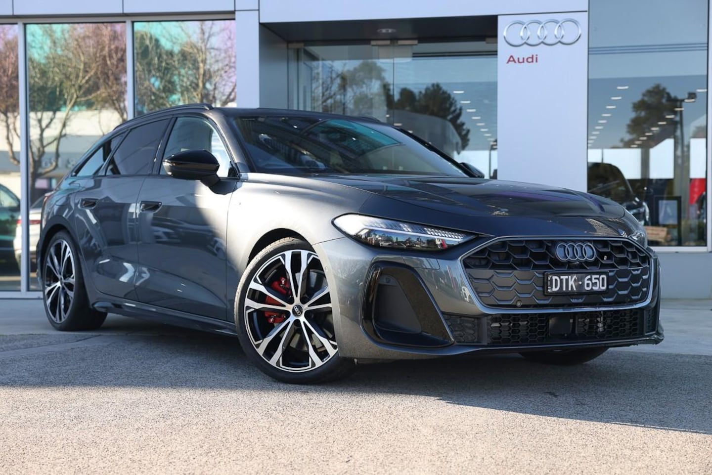Image about Audi A5 Avant TFSI e e-hybrid quattro 270 kW S tronic
