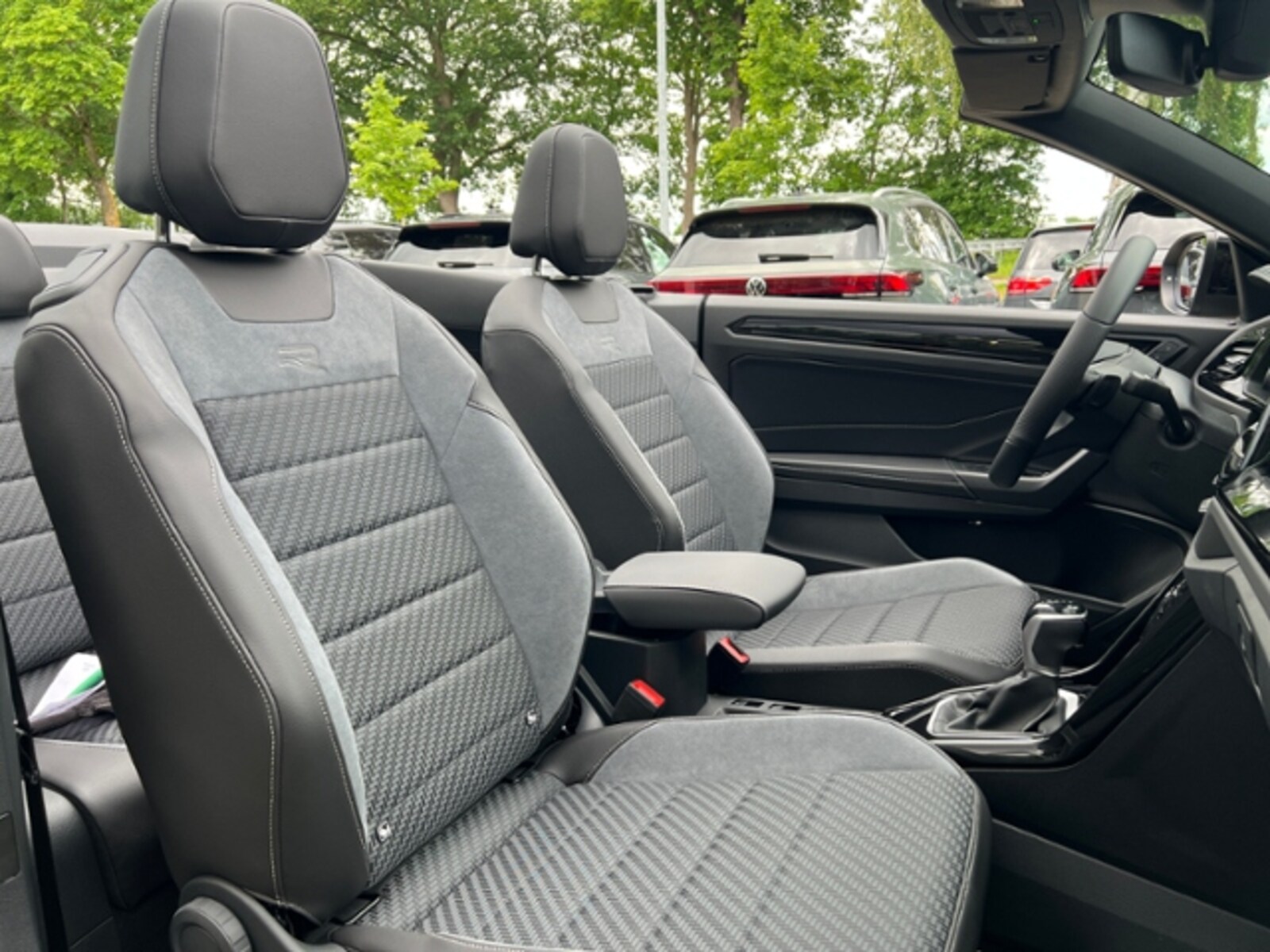 Volkswagen T-Roc Cabriolet – Bild 8