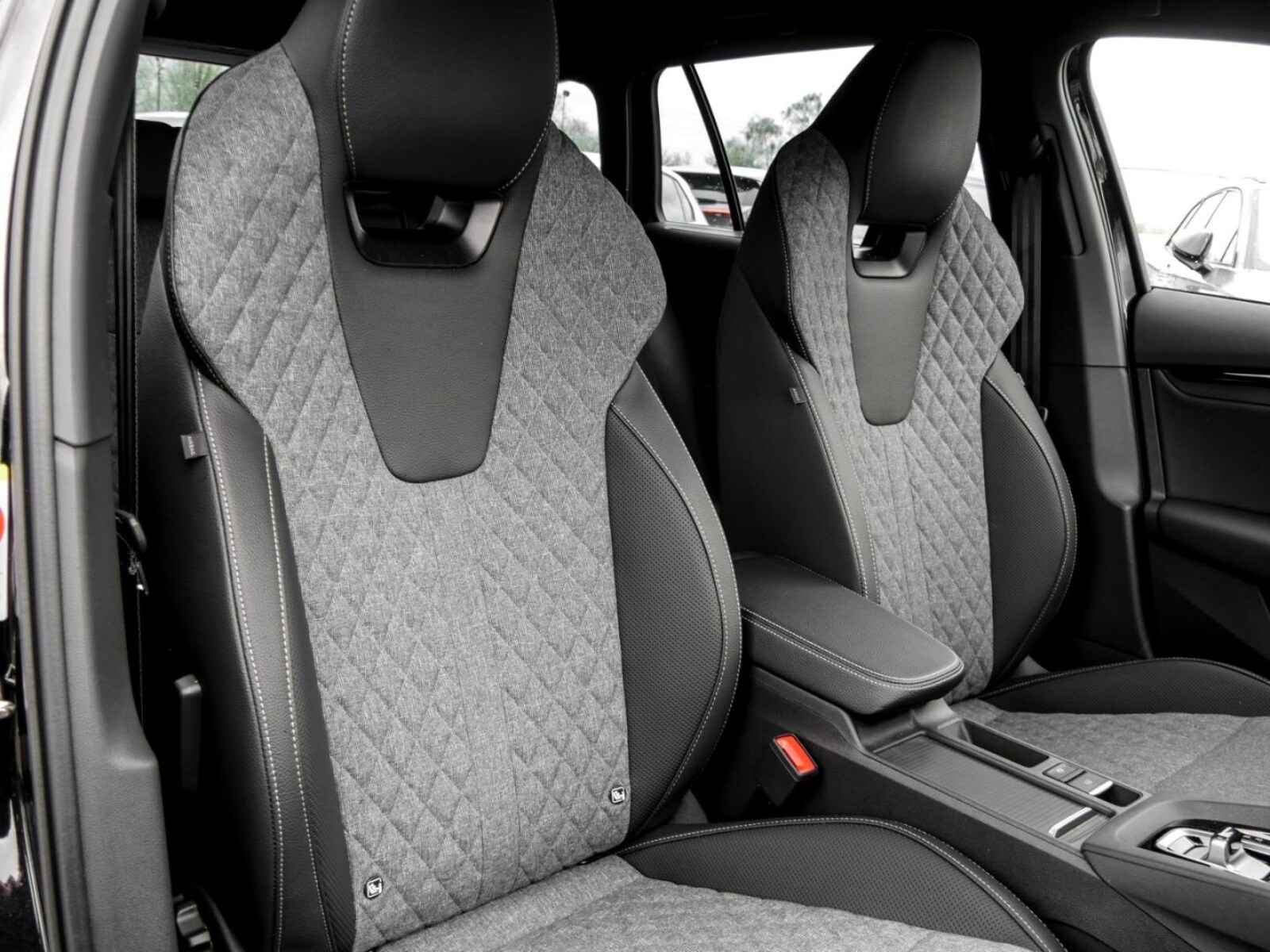 Škoda Octavia Combi – Bild 7