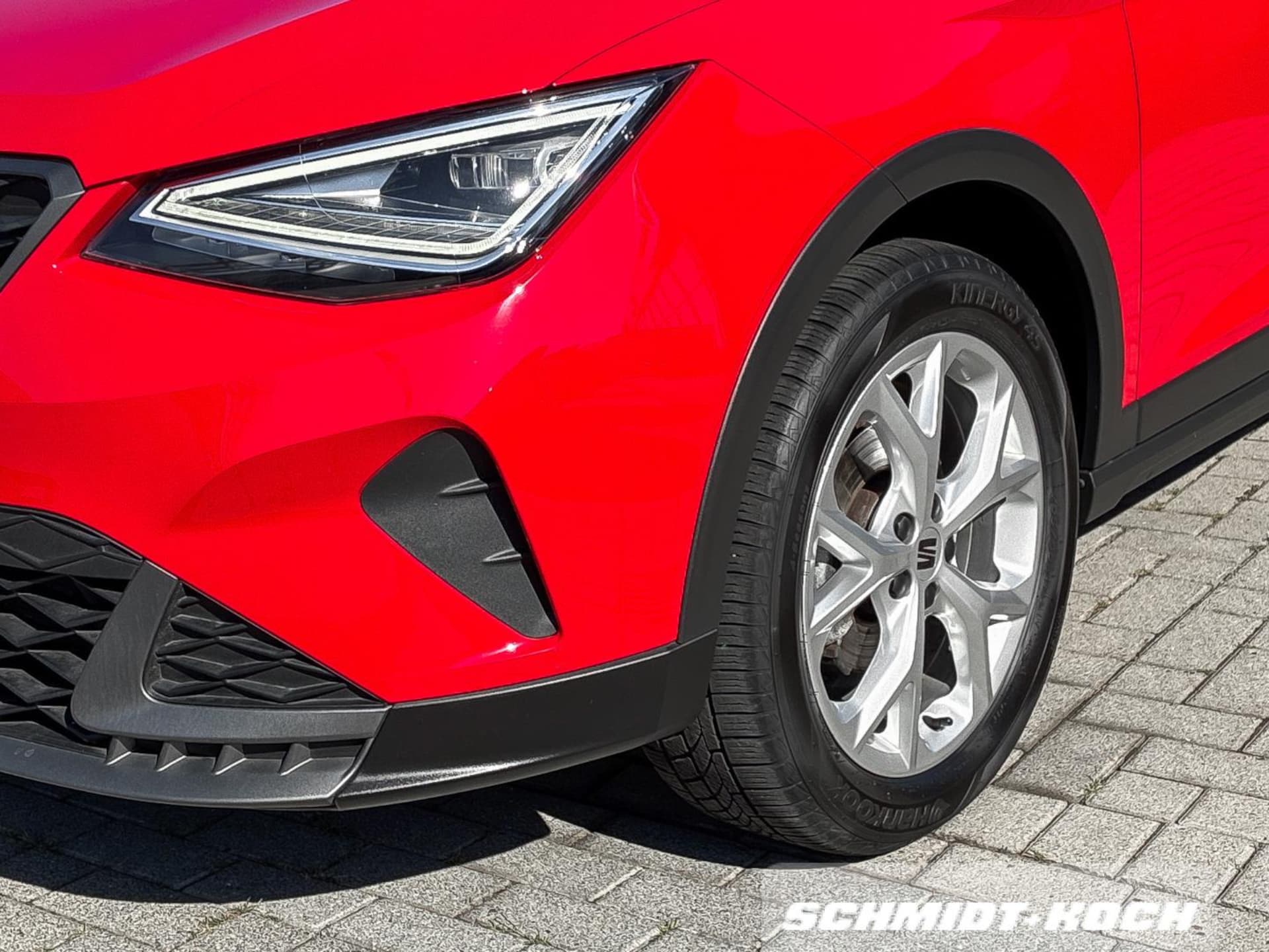 SEAT Arona FR