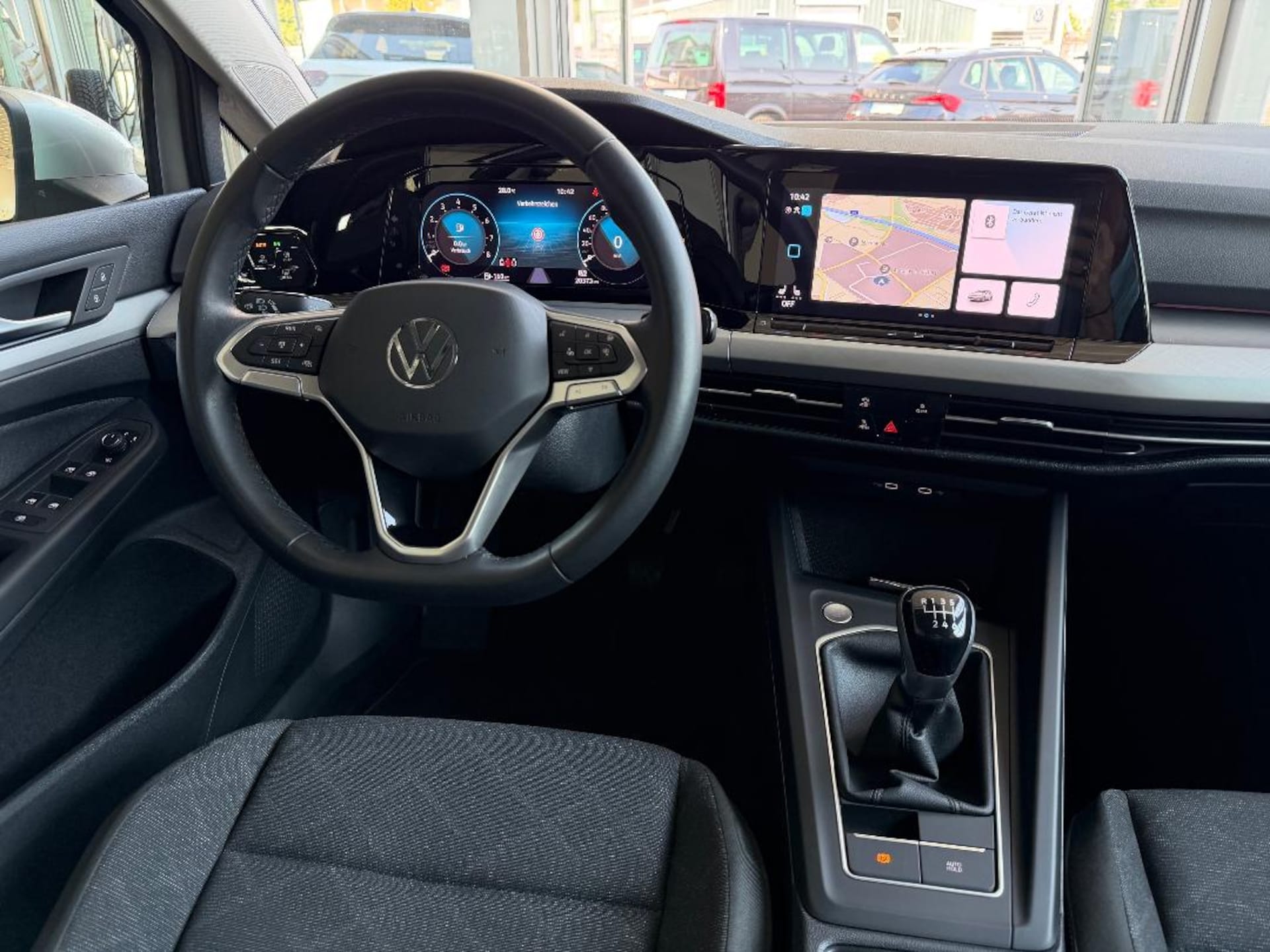 Volkswagen Golf Life