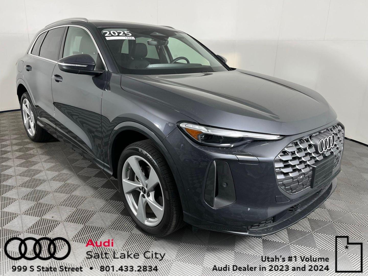 2025 Audi Q5 40 Premium Plus's photo