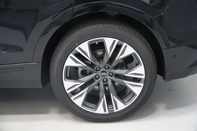 2026 Audi Q8 Premium Plus - Photo 7