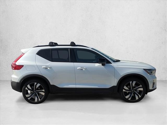 2026 Volvo XC40