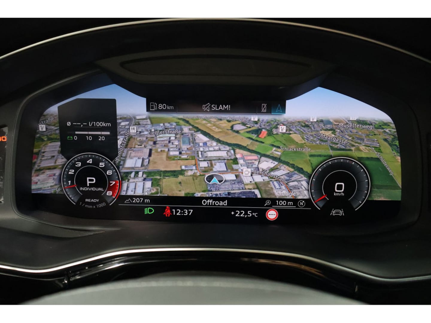 Bild über Audi SQ8 SUV TFSI quattro tiptronic - für weitere Informationen kontaktieren Sie den Audi Partner