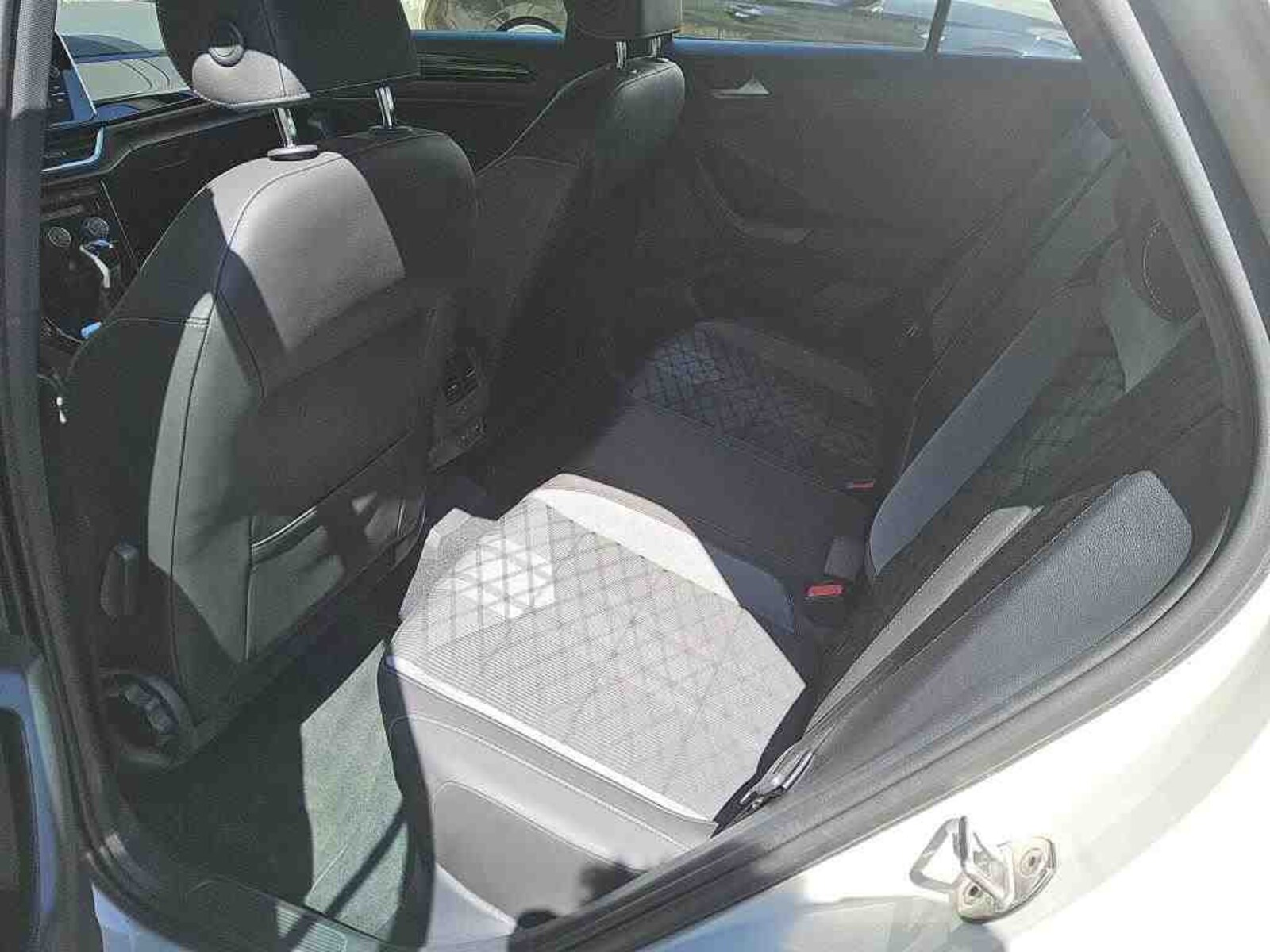 Volkswagen T-Roc – Bild 7