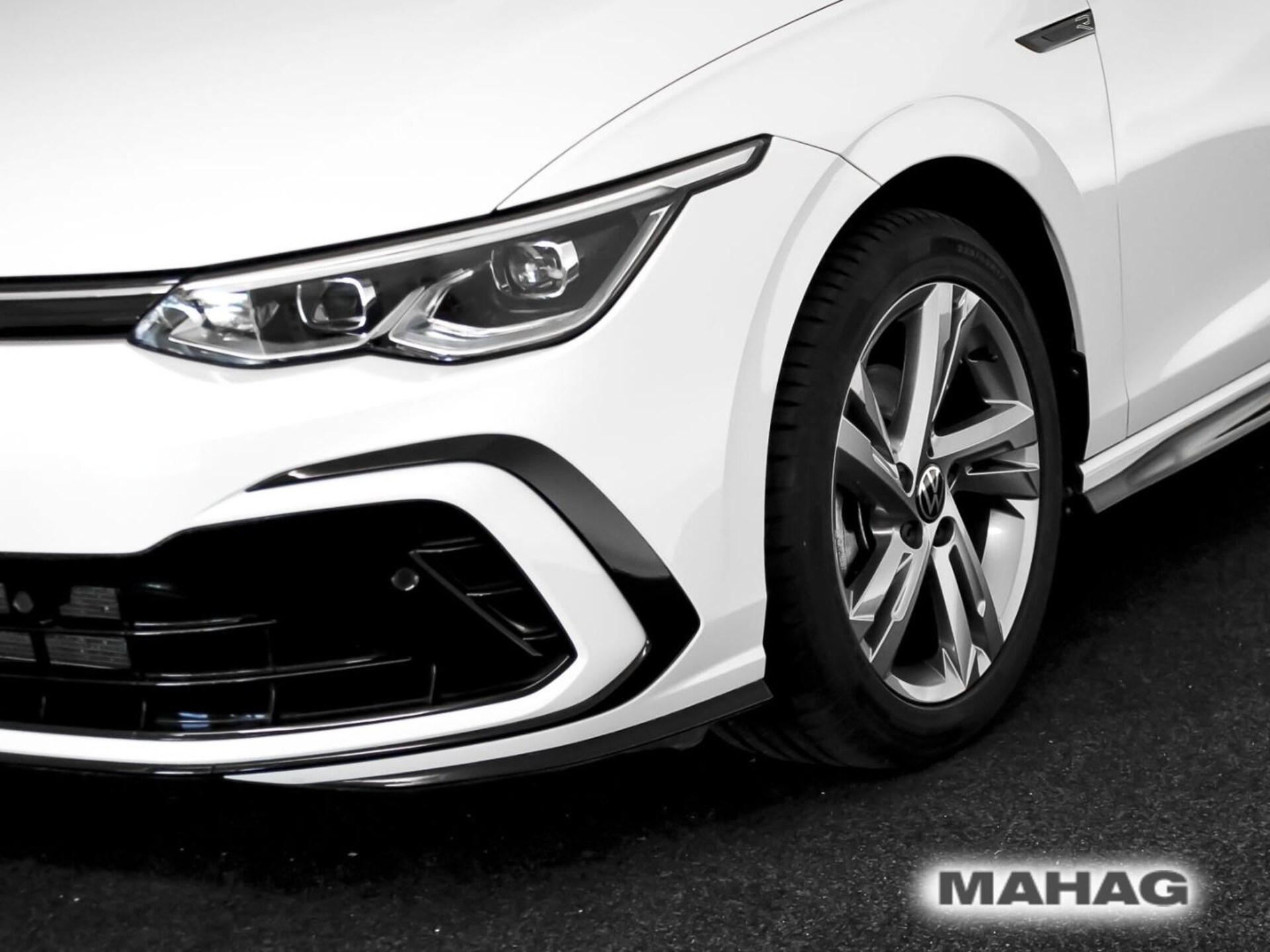Volkswagen Golf Variant R-Line