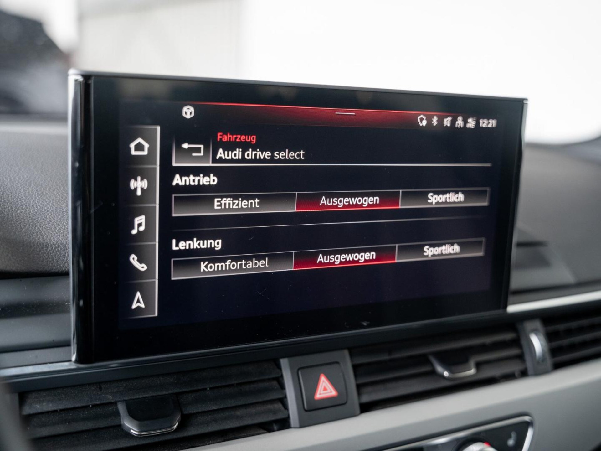 Audi A4 Avant S line