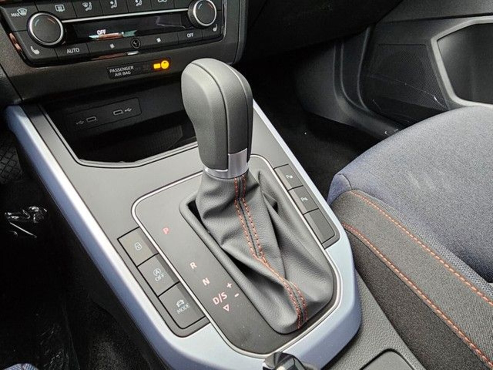 SEAT Arona – Bild 9