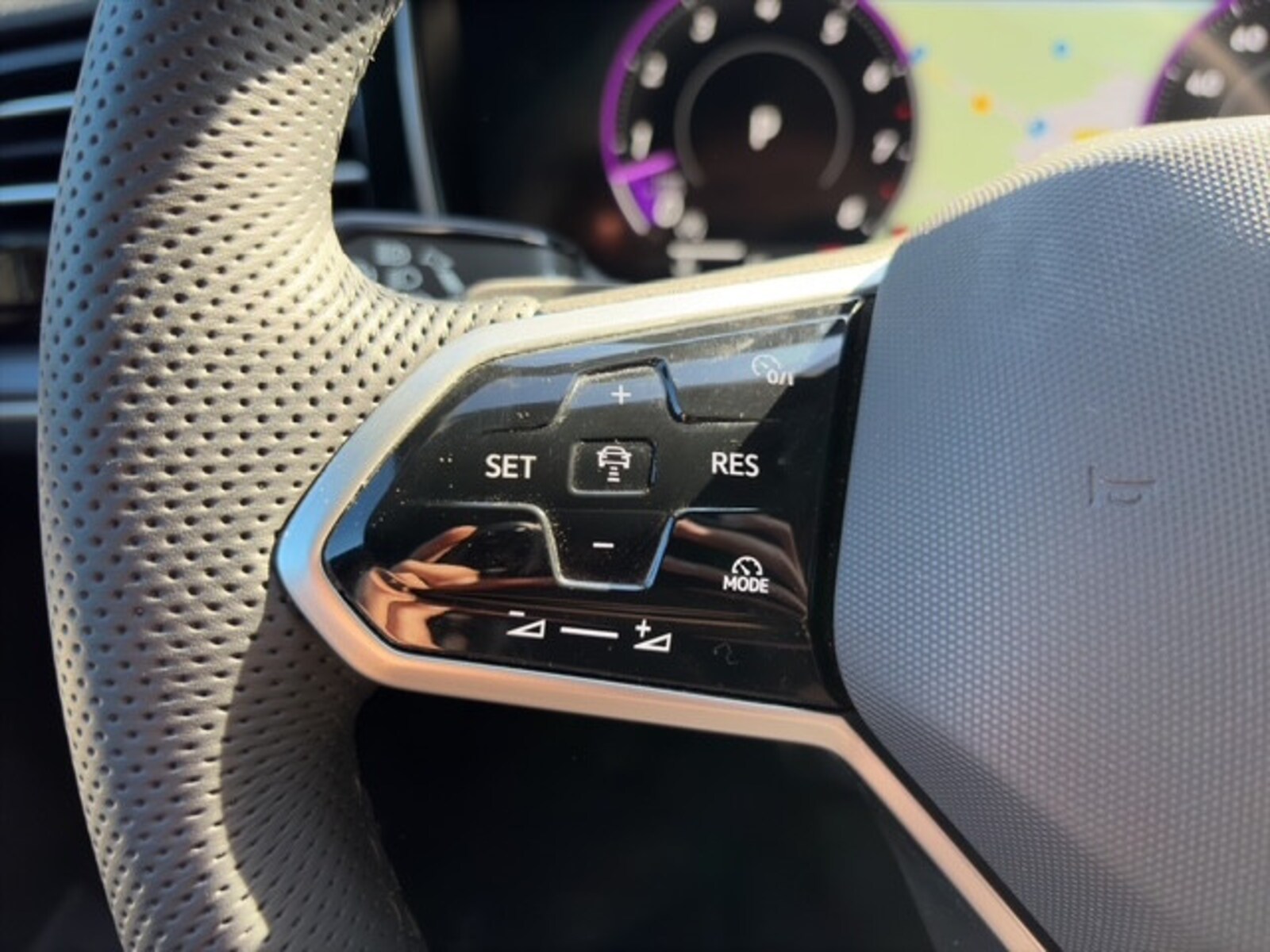 Volkswagen Touareg – Bild 13